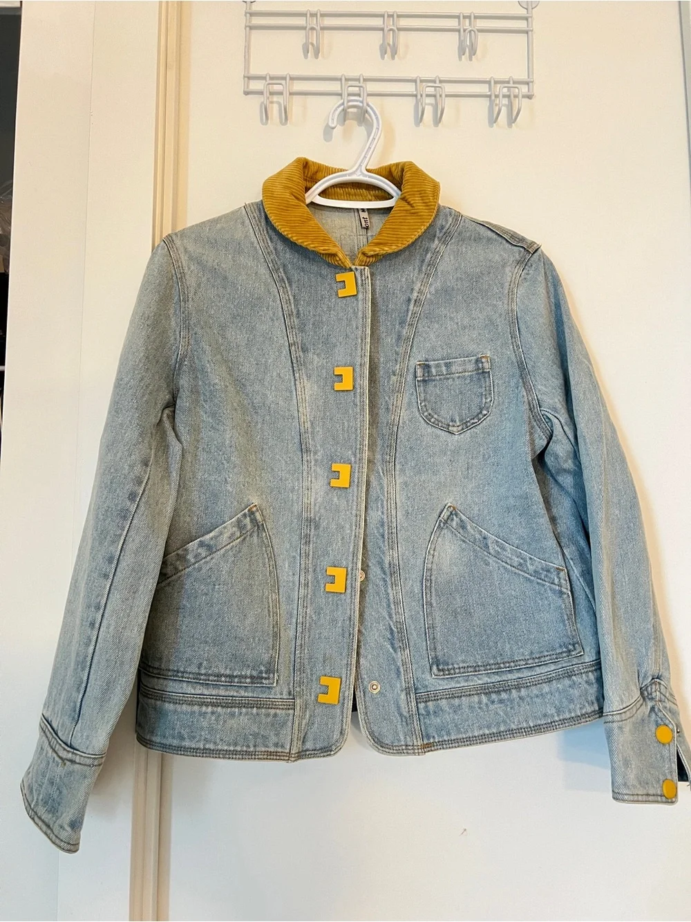 Woman Light Wash Denim Jacket with Mustard Corduroy Collar - Picture 2 of 15